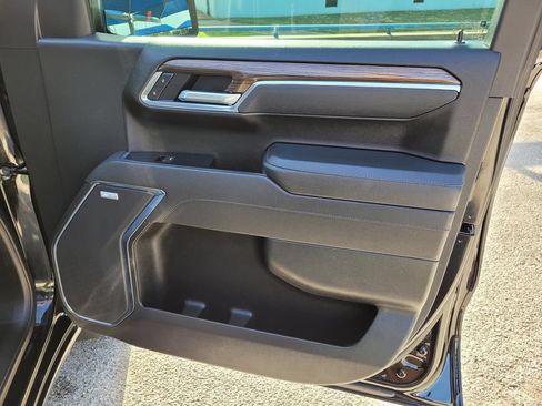 Used 2026 Chevrolet Silverado 1500 RST AWD/4WD image 9