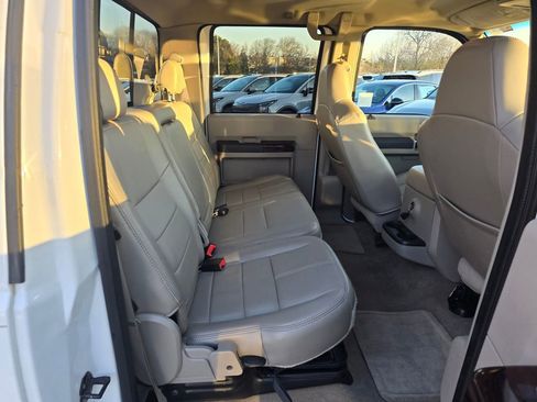 Used 2008 Ford F350 Lariat RWD image 13