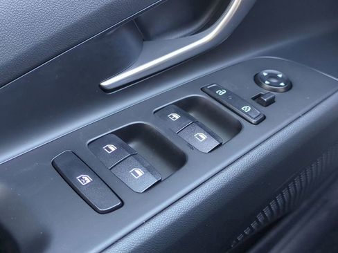 New 2026 Hyundai Elantra SE image 25