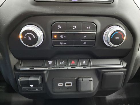 Used 2022 GMC Sierra 2500 Pro w/ Convenience Package image 15