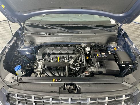 Used 2023 Hyundai Venue Limited w/ Cargo Package FWD image 32