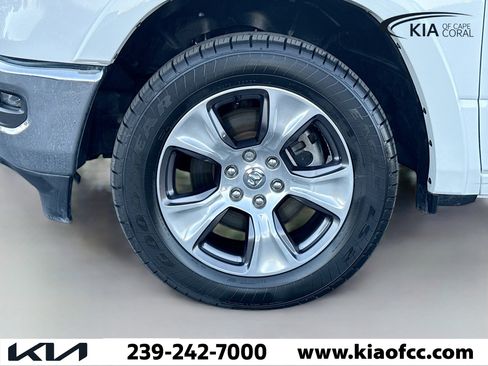 Used 2021 RAM 1500 Laramie image 38