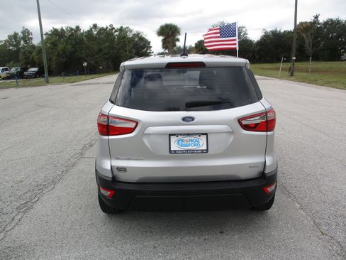 Used 2020 Ford EcoSport S image 6