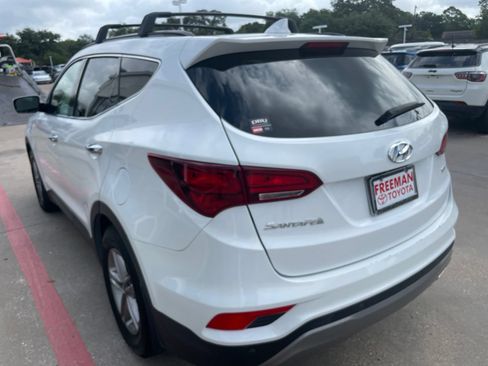 Used 2017 Hyundai Santa Fe Sport w/ 2.4L Tech Package 04 FWD image 7