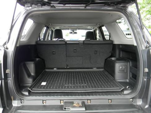 Used 2019 Toyota 4Runner SR5 Premium AWD/4WD image 22
