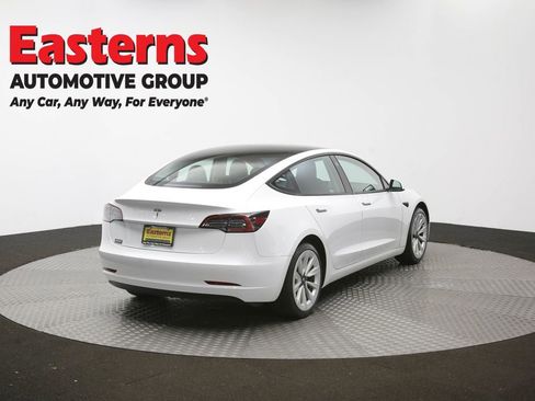 Used 2023 Tesla Model 3 Standard Range RWD image 32