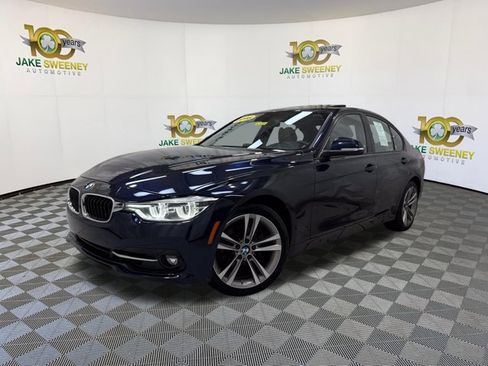 Used 2016 BMW 328i xDrive Sedan AWD/4WD image 4