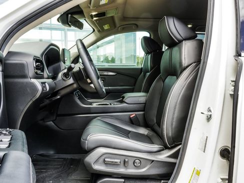 Used 2025 Honda Pilot Elite image 34