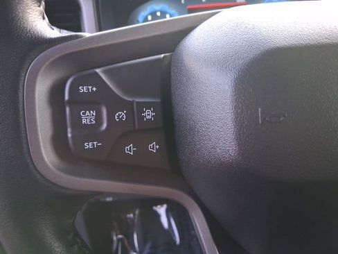 Used 2025 Ford Bronco Big Bend image 18