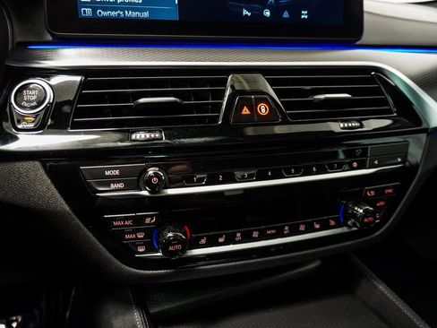 Used 2023 BMW M550i xDrive w/ Executive Package AWD/4WD image 29