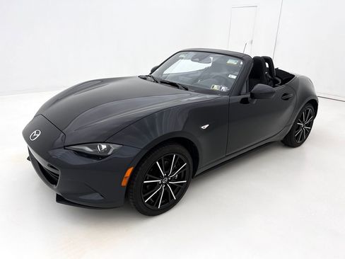 Used 2024 MAZDA MX-5 Miata Grand Touring image 11