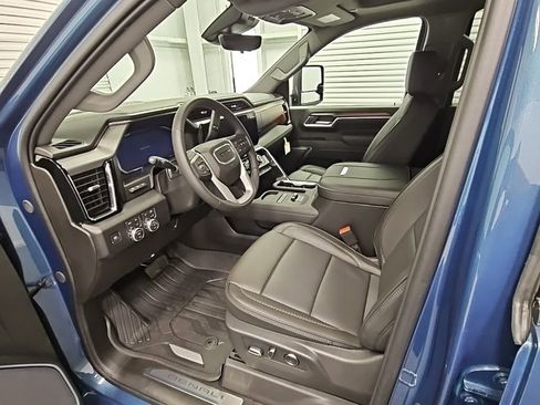 New 2026 GMC Sierra 2500 Denali w/ Denali Reserve Package image 10