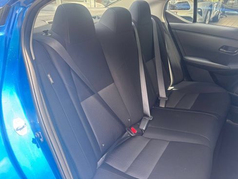 Used 2025 Nissan Sentra SV FWD image 32
