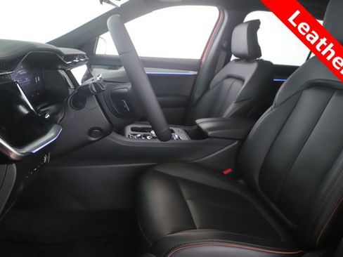 Used 2024 Jeep Wagoneer Launch Edition image 16