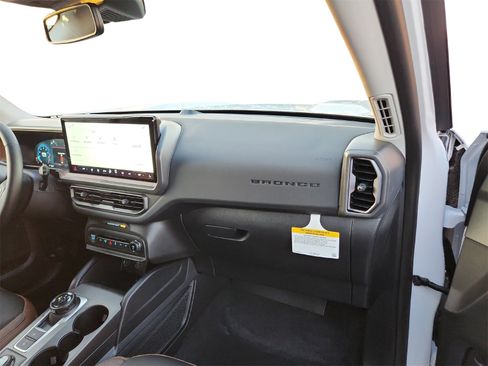 New 2025 Ford Bronco Sport Outer Banks image 22