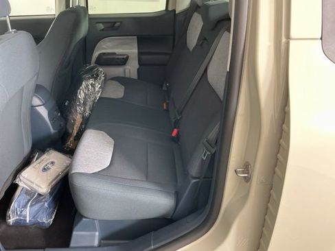 New 2025 Ford Maverick XLT w/ XLT Luxury Package image 26