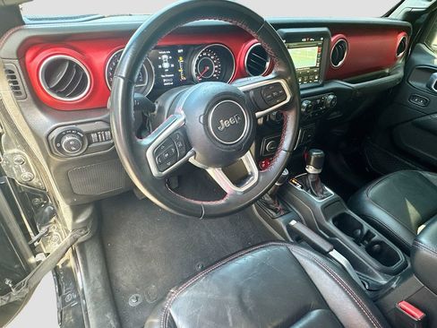 Used 2022 Jeep Gladiator Rubicon w/ LED Lighting Group AWD/4WD image 10