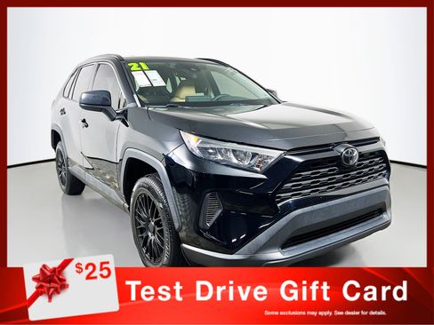 Used 2021 Toyota RAV4 LE image 1