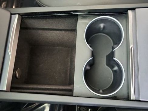 Used 2025 Tesla Model 3 Long Range image 47