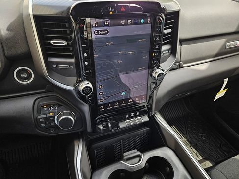 New 2026 RAM 1500 4x4 Crew Cab image 16