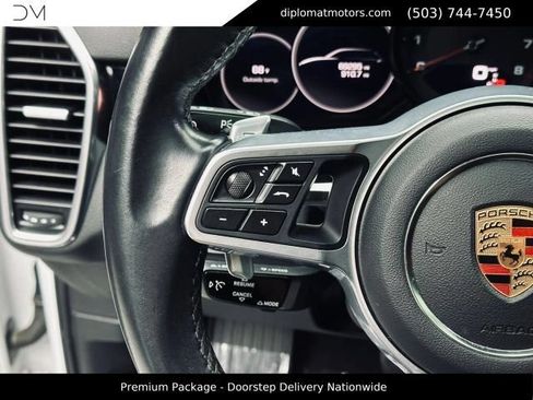 Used 2020 Porsche Cayenne AWD/4WD image 28