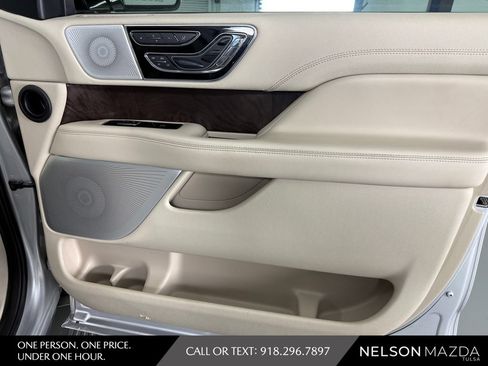 Used 2019 Lincoln Navigator Reserve w/ Cargo Package AWD/4WD image 50