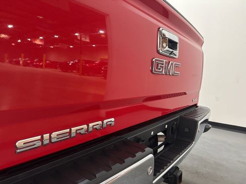 Used 2017 GMC Sierra 1500 SLE w/ SLE Value Package image 13