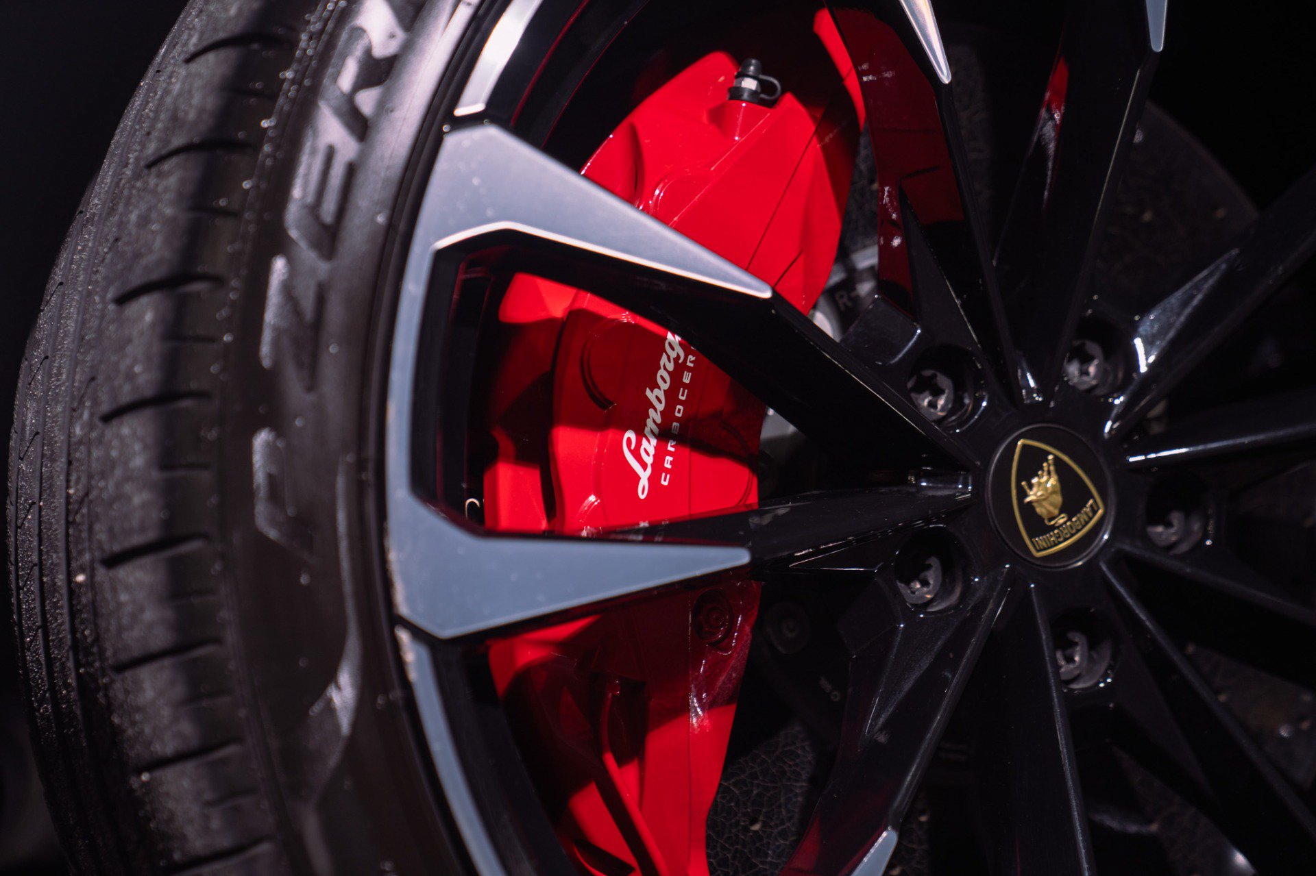 Used 2022 Lamborghini Urus AWD/4WD image 16