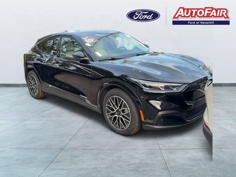 Certified 2025 Ford Mustang Mach-E Premium AWD/4WD image 1