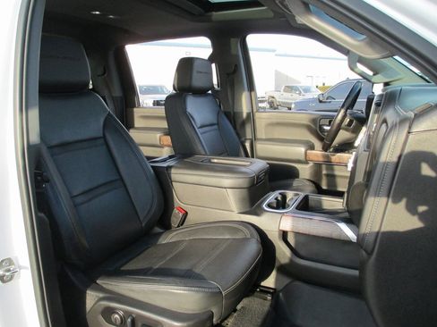 Used 2022 GMC Sierra 2500 Denali w/ Denali Ultimate Package image 21