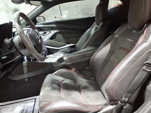 Used 2020 Chevrolet Camaro ZL1 image 15