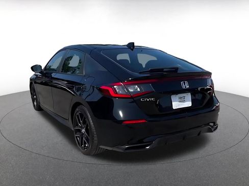 Used 2025 Honda Civic Sport image 11