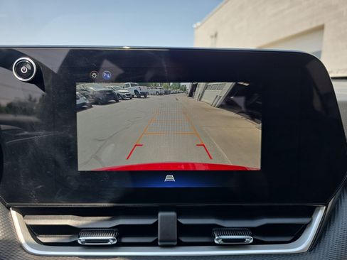 Used 2026 Chevrolet Equinox LT w/ Convenience Package II AWD/4WD image 24