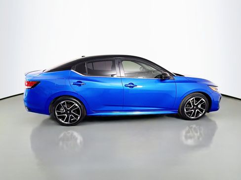 Used 2024 Nissan Sentra SR image 11