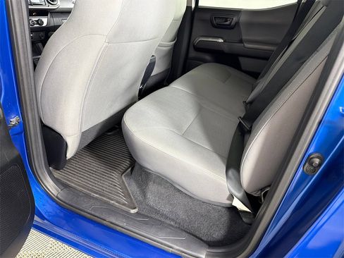 Used 2018 Toyota Tacoma SR5 image 20