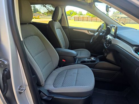 Used 2020 Ford Escape SE AWD/4WD image 12