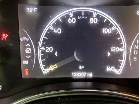 Used 2014 Jeep Grand Cherokee Limited AWD/4WD image 3