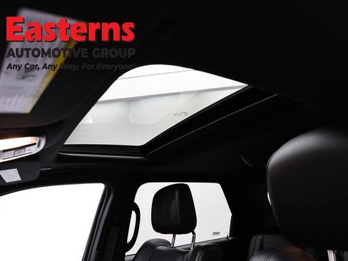 Used 2024 Dodge Durango R/T AWD/4WD image 35