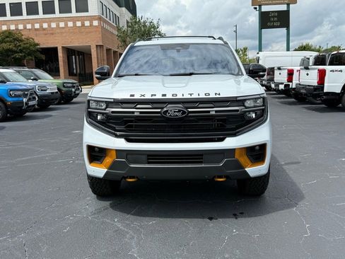New 2025 Ford Expedition Tremor image 9