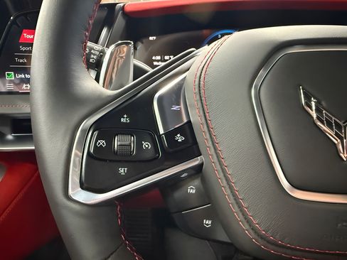 Used 2026 Chevrolet Corvette Stingray Premium Conv w/ Z51 Performance Package RWD image 16