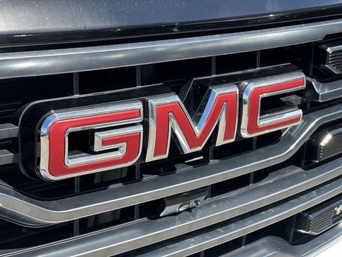 Used 2025 GMC Sierra 1500 AT4 image 30
