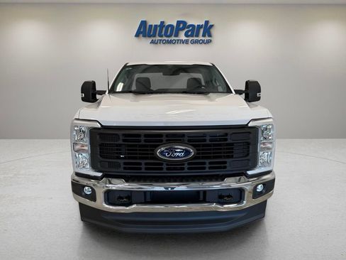 New 2026 Ford F250 XL w/ XL Chrome Package AWD/4WD image 2