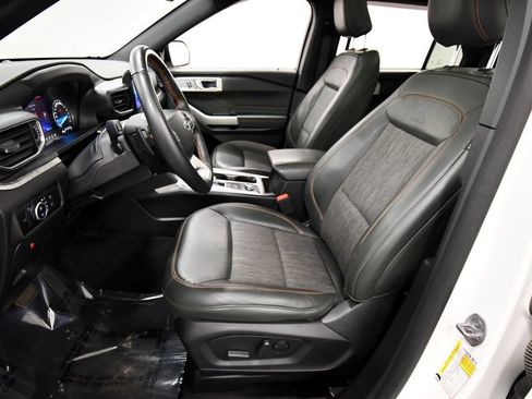Used 2023 Ford Explorer Timberline w/ Timberline Technology Package AWD/4WD image 13