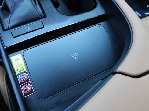 Certified 2025 Lexus ES 350 w/ Premium Package image 29