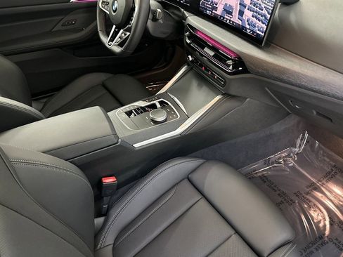 Used 2026 BMW M440i Coupe w/ Premium Package image 29