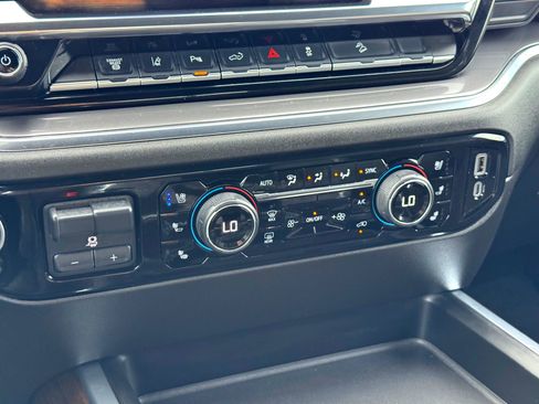 Used 2025 Chevrolet Silverado 2500 High Country w/ High Country Premium Package image 30