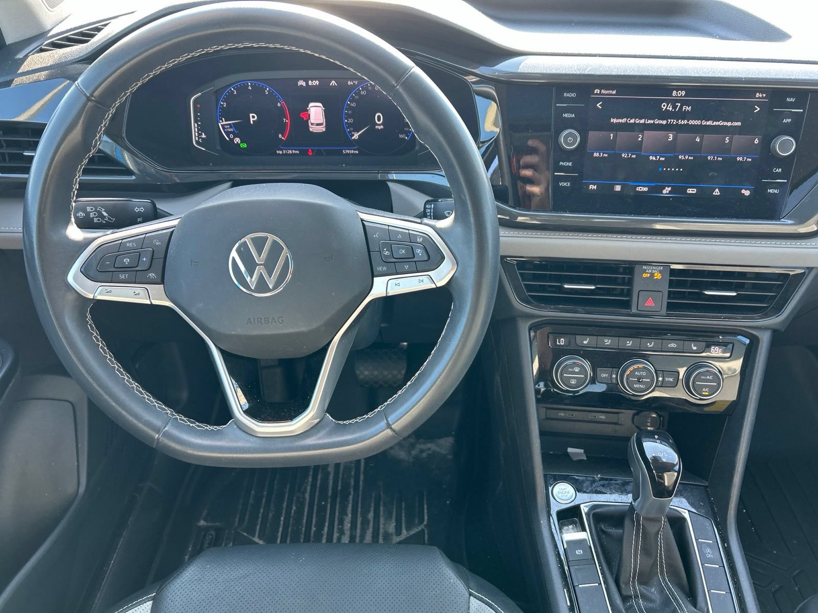 Used 2023 Volkswagen Taos SEL AWD/4WD image 23