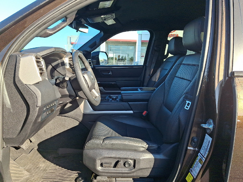 Certified 2025 Toyota Tundra Limited AWD/4WD image 14