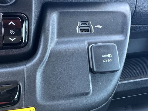 Used 2024 RAM ProMaster 3500 image 31