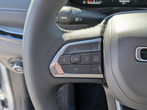 New 2025 Jeep Compass Limited w/ High Altitude Package image 17